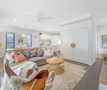 Arana Hills - Photo 1