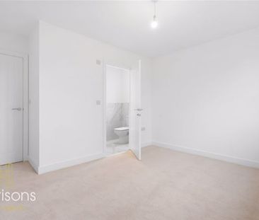 Sunnybank Terraced, Darwen - Photo 4