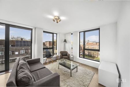 Frampton Park Road London E9 - Photo 2