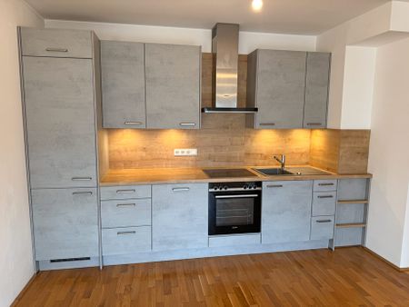 Korneuburg-Hauptplatz – moderne 3-Zimmer-Wohnung mit Balkon – 75 m² - Foto 2