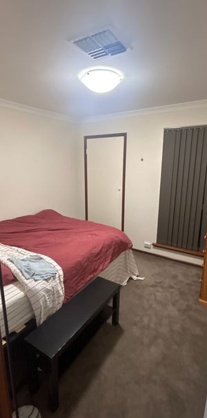 Girrawheen - Photo 1