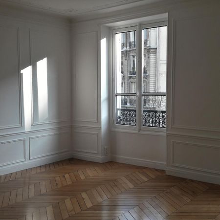 location Appartement T3 DE 106m² À PARIS - Photo 4