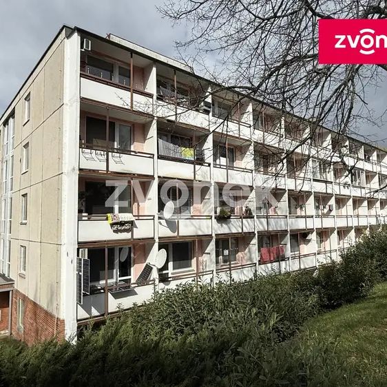 1+kk s balkónem, vhodné i pro studenty, pěkná lokalita Zlína - Photo 1