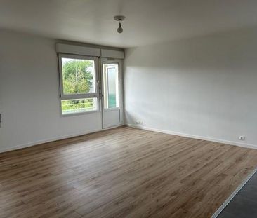 Location appartement 4 pièces 83.06 m2 à Tours - Photo 2