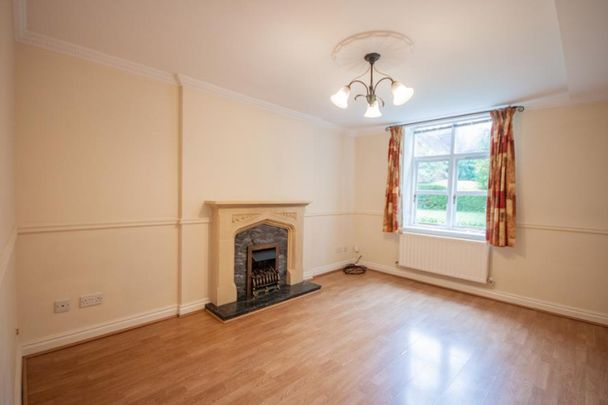2 bedroom House To Let - Photo 1