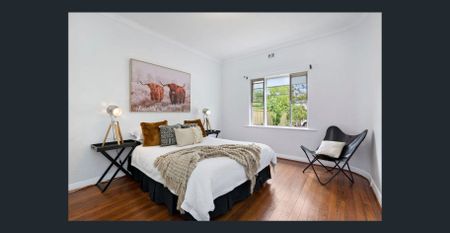 Lovely Character Maisonette - Sought After Location - Photo 3