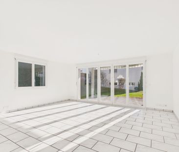 Beautiful 3.5-room apartment on the ground floor in a quiet, sunny ... - Foto 2