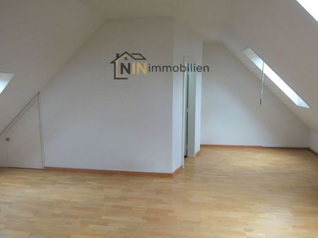 RUSTIC MEETS MODERN LIVING COMFORT - Photo 5