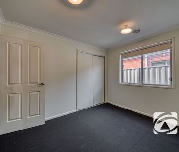IDEAL CENTRAL LOCATION IN THE HUNT CLUB ESTATE - Photo 1