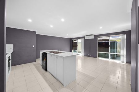 Four Bedroom Family Home in Baldivis - Photo 3