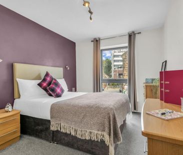 2 bedroom flat to rent - Photo 3