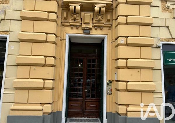 Piazza dello zerbino, Genova, Liguria 16122