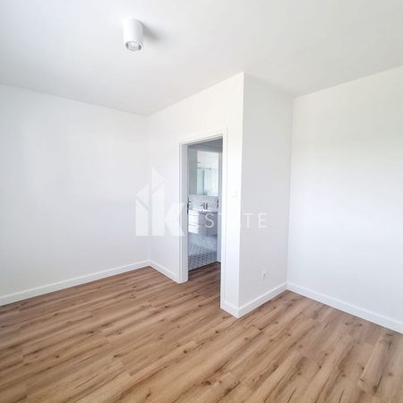 Nowoczesny bliźniak 110 m2 | 2 miejsca postojowe - Zdjęcie 2