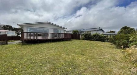 Newlands Home - Photo 3