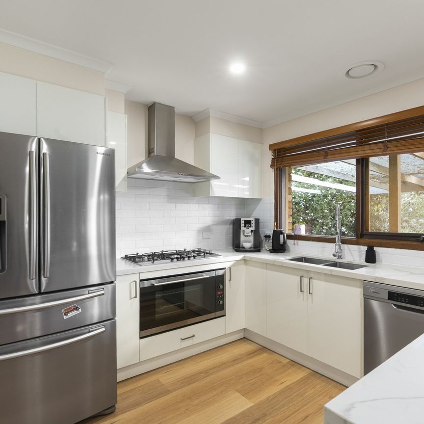 6 Month Lease! - Photo 1