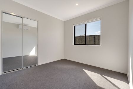 Low Maintenance Family Home - Photo 4