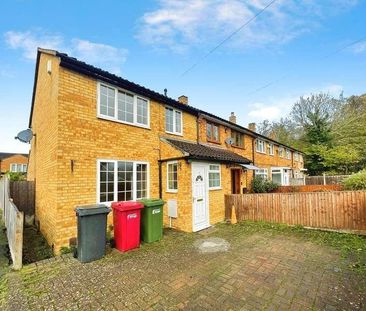 Hetherington Close, Slough, SL2 - Photo 2