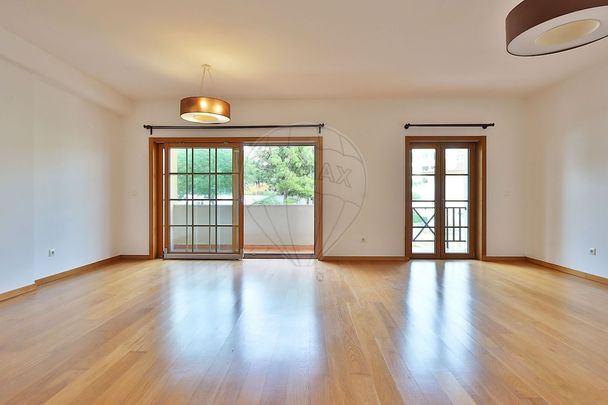 Apartamento T4 em Lisboa - Photo 1