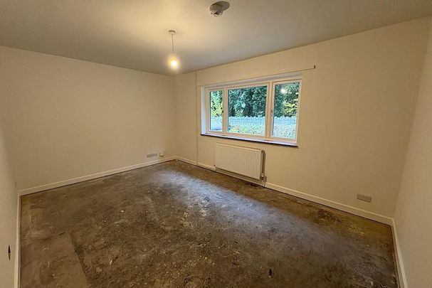 2 bedroom semi-detached bungalow to rent - Photo 1