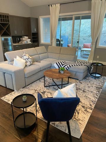 Elegant Furnished 4-Bedroom Wilden Home – Bright, Spacious &amp; Thoughtfully Designed - Photo 3