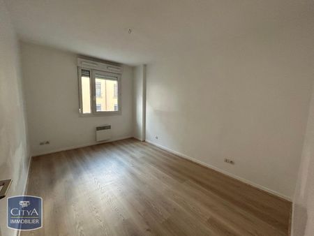 Location Appartement 3 pièces 69m² VILLEURBANNE 69100 - Photo 4