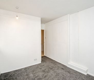 West Pinfold, Barnsley, Royston - Photo 3