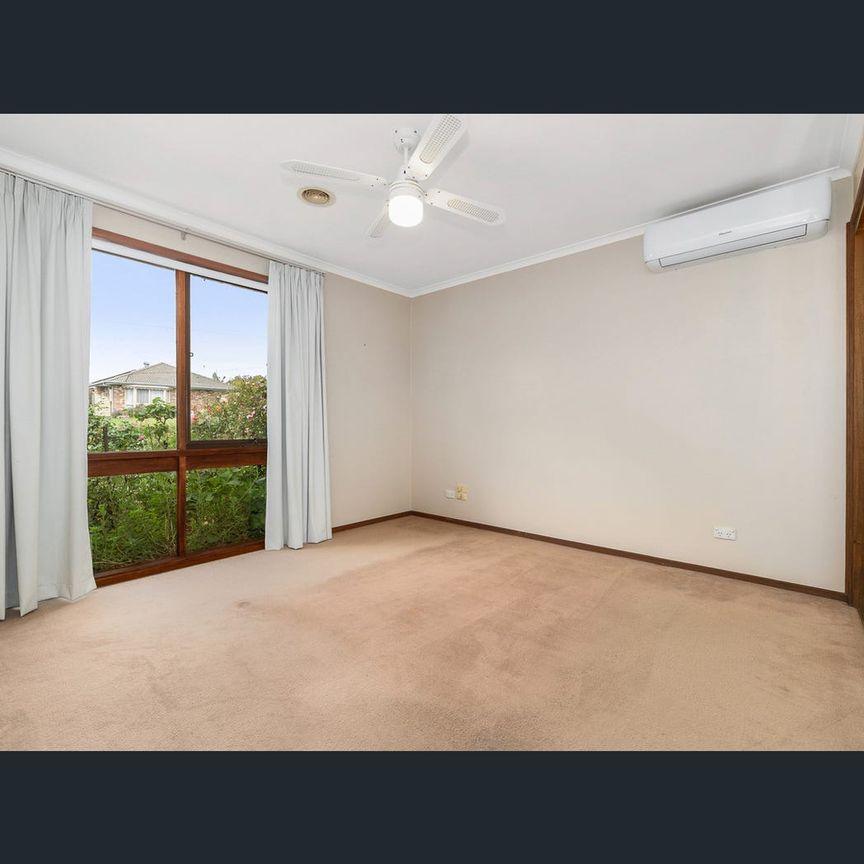 15 Elm Grove, Langwarrin, Vic 3910 - Photo 1