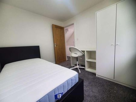 Malvern Road, Newsome, Huddersfield, HD4 - Photo 4