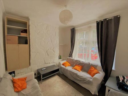 4 bedroom house to rent - Photo 5