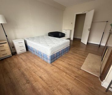 House share to rent - Photo 5