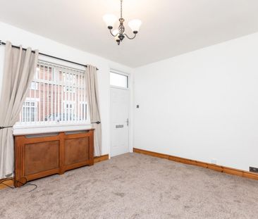 3 bedroom House To Let - Photo 3