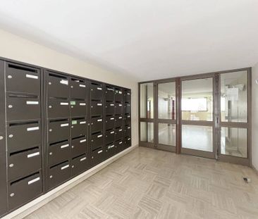 Rental Apartment Paris 11th - Photo 5