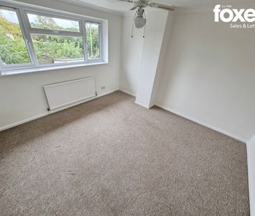 3 bed end of terrace house to rent in Bear Cross Avenue, Bournemout... - Photo 4
