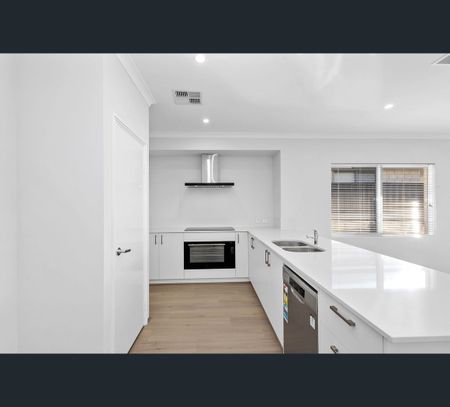 47 Lockhart Crescent, South Guildford, WA 6055 - Photo 3