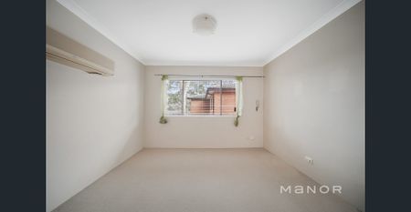 3-Bedroom Apartment in Prime Location! - Photo 3