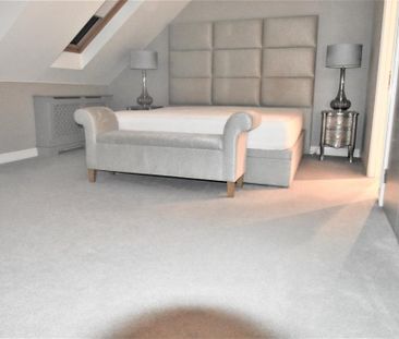 5 bedroom detached house to rent - Photo 4