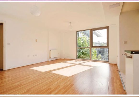 1 Bed Flat, Boulevard House, BN1 - Photo 1