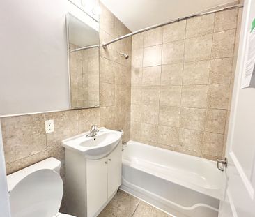 For Lease - 15 Thirty Third Street Unit# 207, Toronto, Ontario - Photo 4