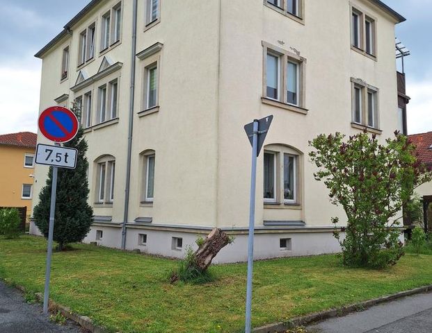 Gepflegte, großzügige 2 Raum Wohnung mit Fernblick - Foto 1