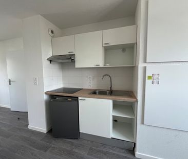 Location Appartement 3 pièces 69m² AUZEVILLE TOLOSANE 31320 - Photo 6