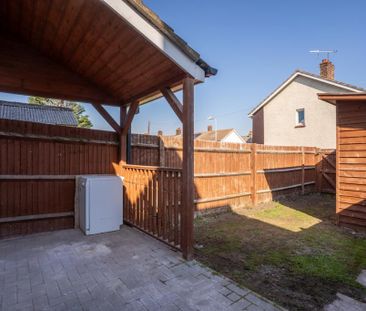 2 bedroom terraced house to rent - Photo 3