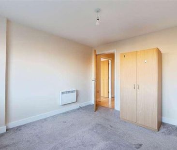 Drift Court, Basin Approach, London, E16 - Photo 4