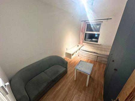 Studio Flat, Cazenove Road, N16 - Photo 5