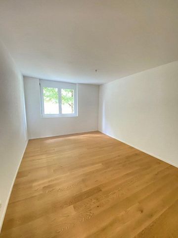 Moderne 3.5-Zimmerwohnung an ruhiger Lage - Photo 5