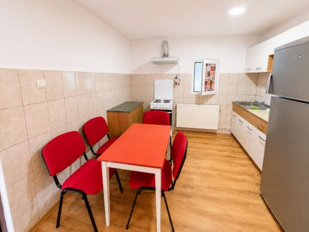 Apartament cu 3 camere zona Mehala - Photo 5