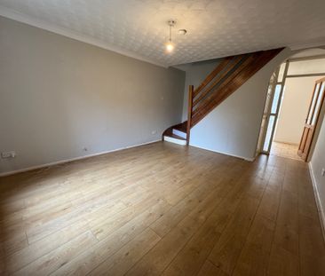 Fulmar Close, Penarth - Photo 6