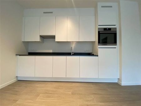 Appartement te huur - Foto 2