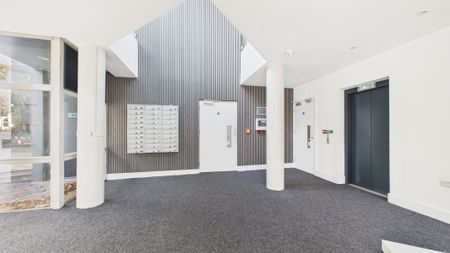 Zinc House, 217 - 221, Camberley - 1 bedroomProperty for lettings - Seymours - Photo 5