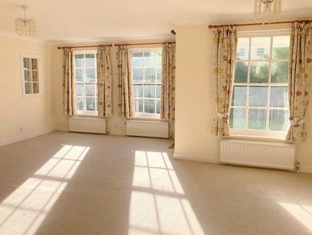 West Hill Court, Budleigh Salterton, EX9 - Photo 3