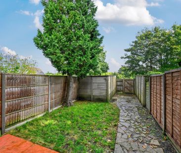 3 bedroom terraced house to rent - Photo 5